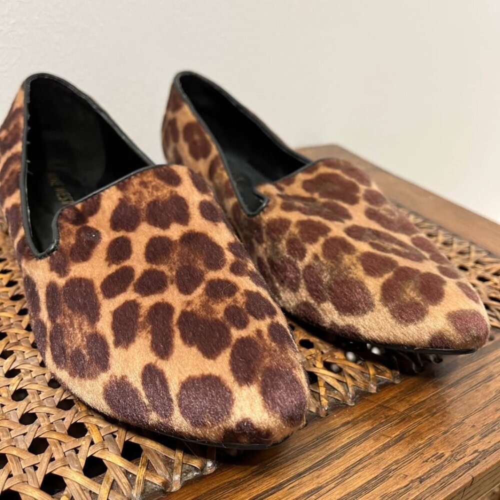 Size 8 Bold Neutral Quiet Luxury Leopard Faux Fur Nine West Pointed Toe Loafers - Picture 4 of 6